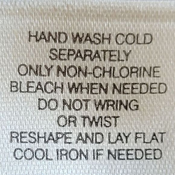 Leo And Nicole Sweater Size M - Picture 5 of 6